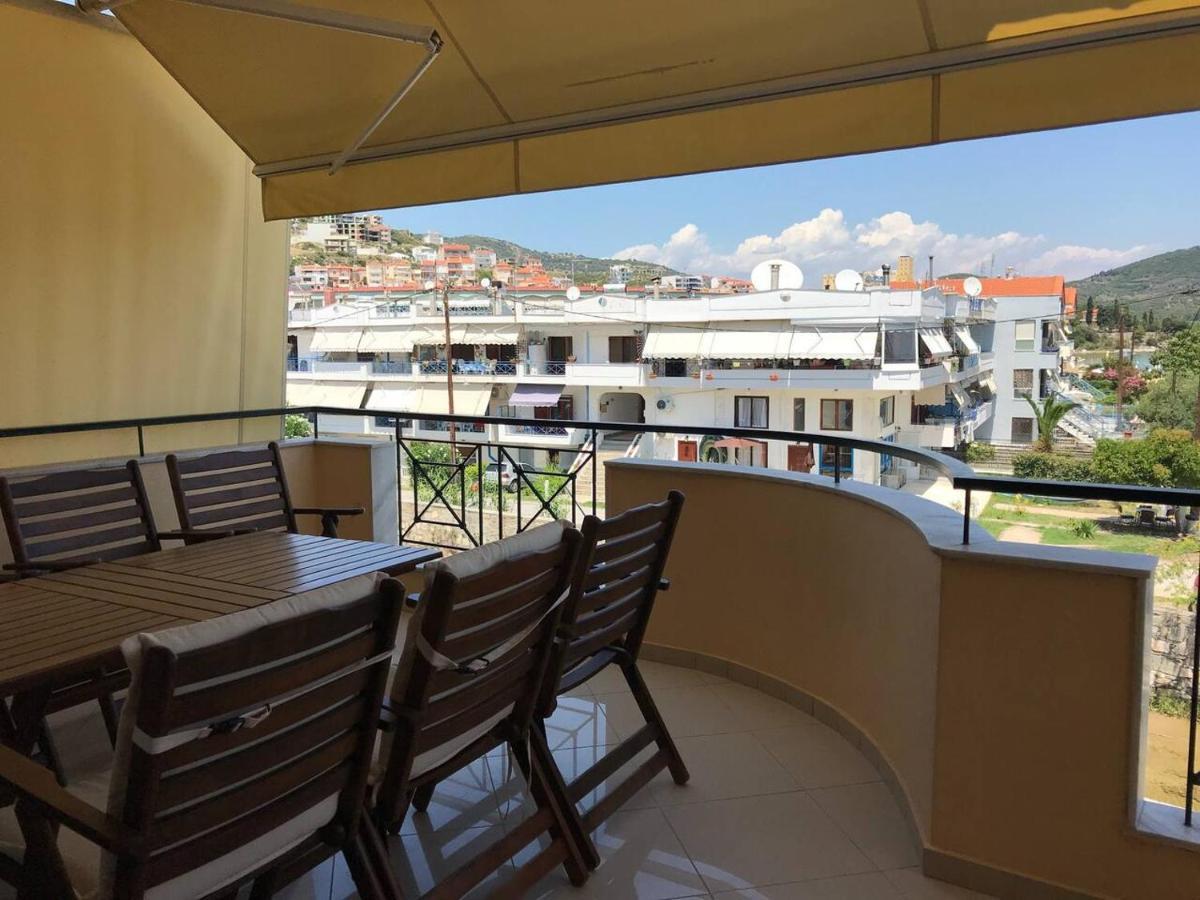 Peramos Luxury Apartment Nea Peramos  Exterior photo